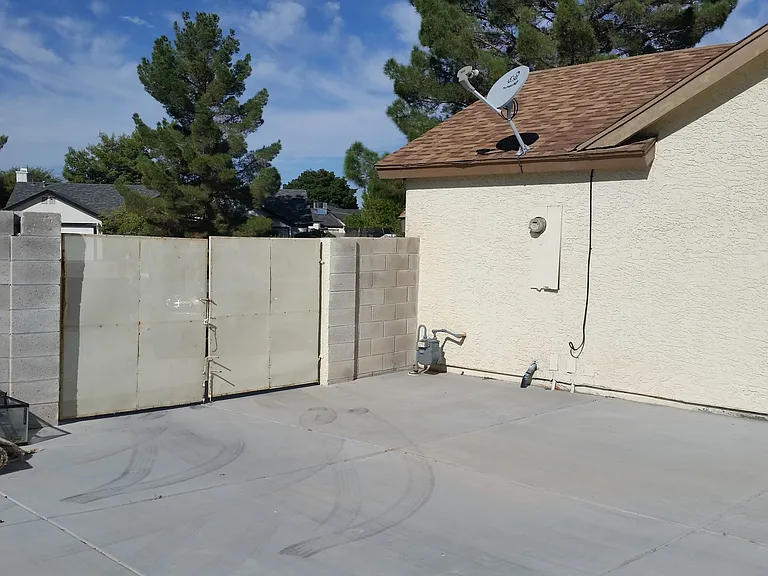 4444 Dusty Trail St — Photo 22