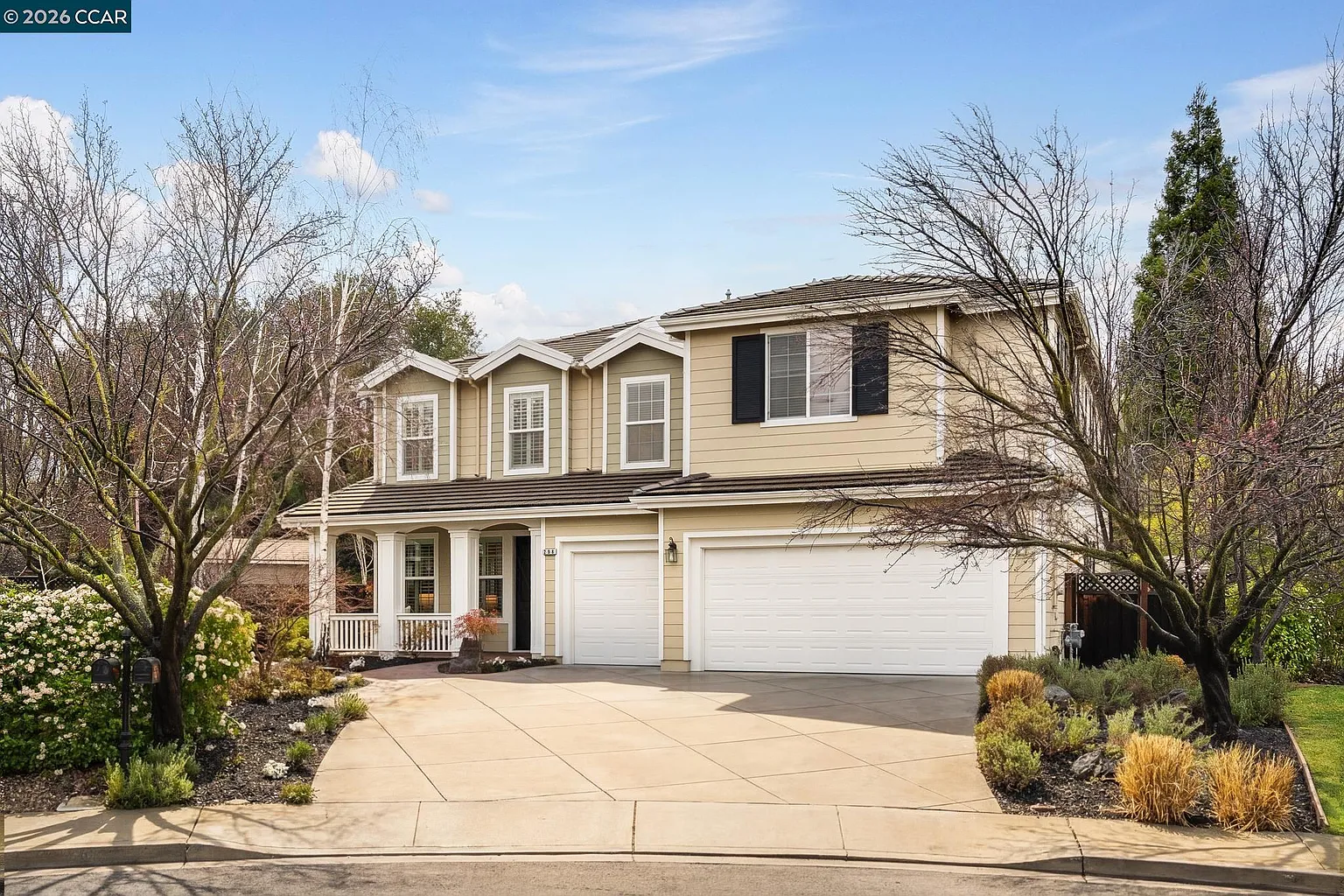 298 Sullivan Ct photo 1