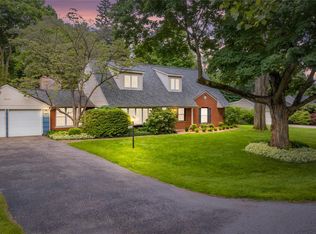 6085 Worlington Rd, Bloomfield Hills, MI 48301