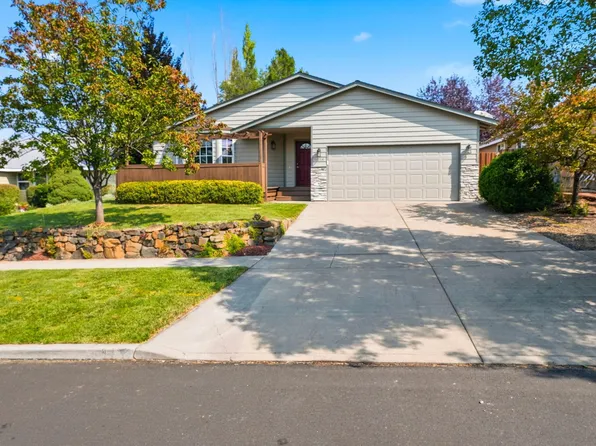 3314 NE Palmer Dr, Bend, OR 97701