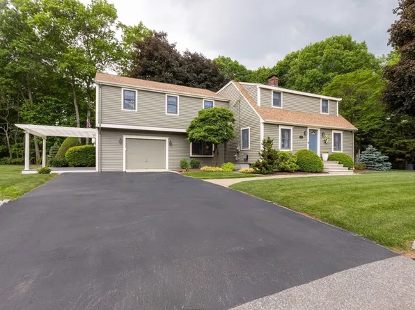 50 Hope St, Mansfield, MA 02048