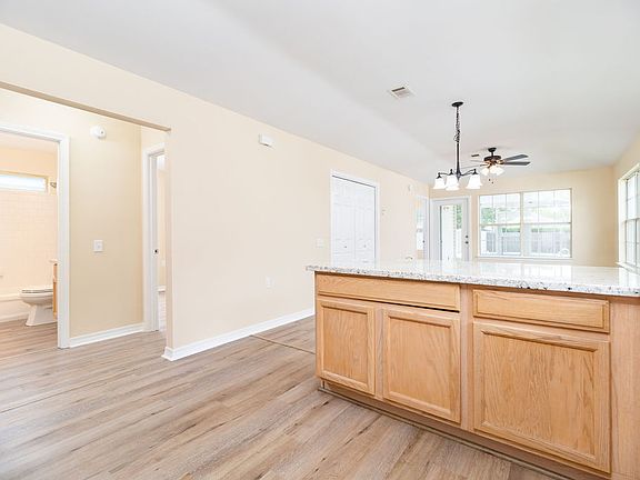 2nd image of 4042 Glenway Dr