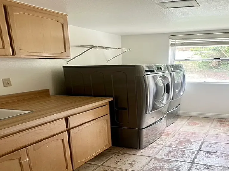 14355 Crestwood Ave — Photo 34