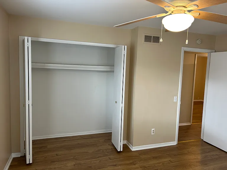 325 W Woodruff Ave — Photo 17