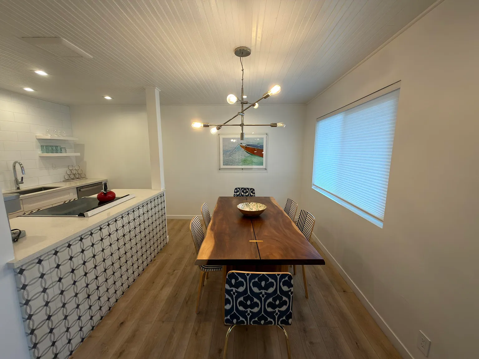 160 Ash Ave — Photo 4