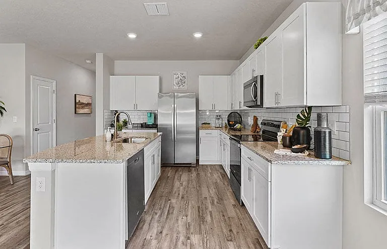Enclave at Tara Greens Townhomes — Photo 7