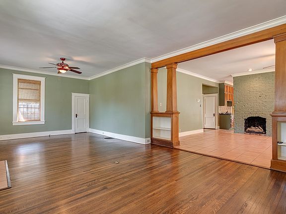 3rd image of 1600 Linden Ave