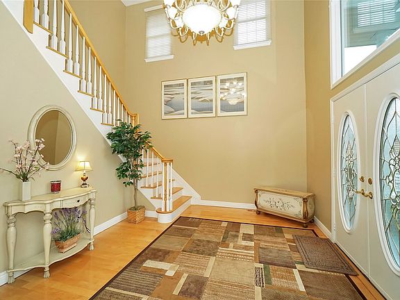 4th image of 68 Redan Dr