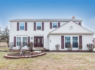 1871 Fleetwood Dr, Troy, MI 48098