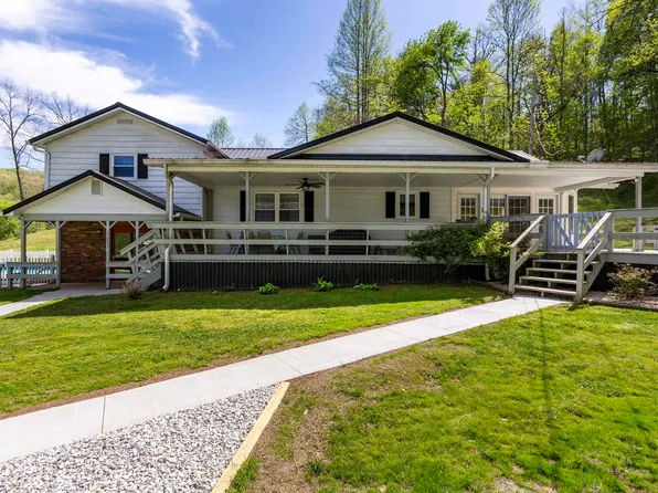 15843 State Route 854, Rush, KY 41168