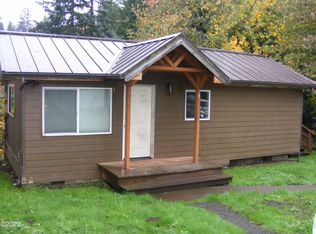 861 NW 6th St, Toledo, OR