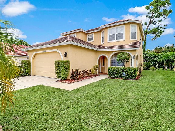 4th image of 11246 Coimbra Ln
