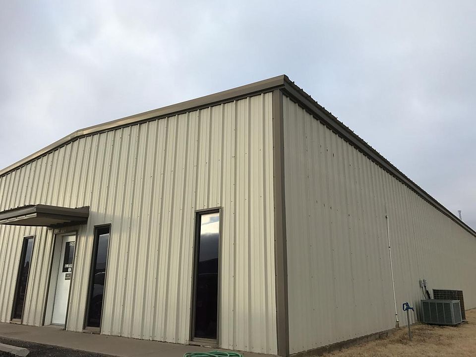 Shop at 2500 Milliron Rd