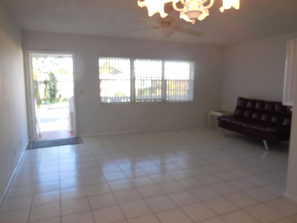 1st image of 230 Norwich J #230
