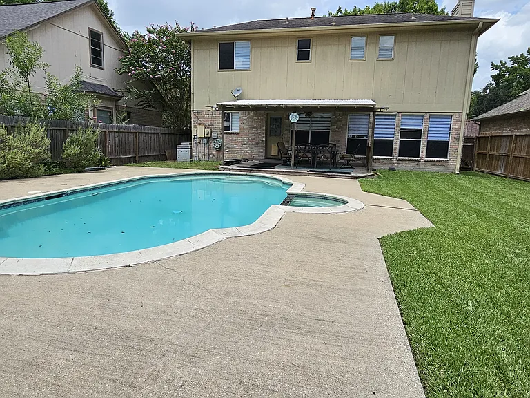 21435 Park Timbers Ln — Photo 30