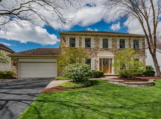 1521 Ambleside Cir, Naperville, IL 60540