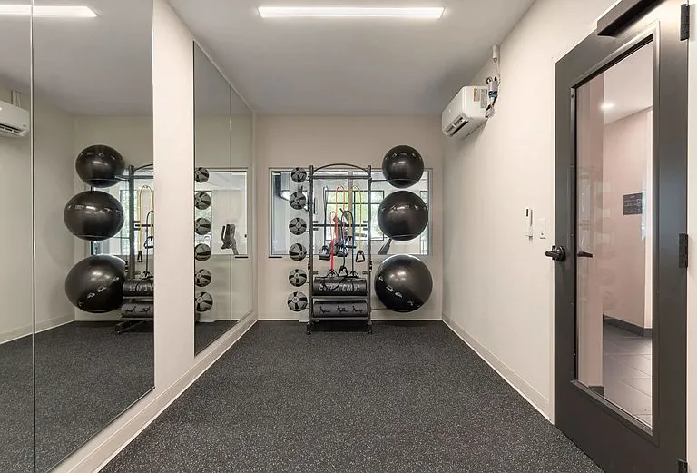 Orris Townhomes — Photo 11