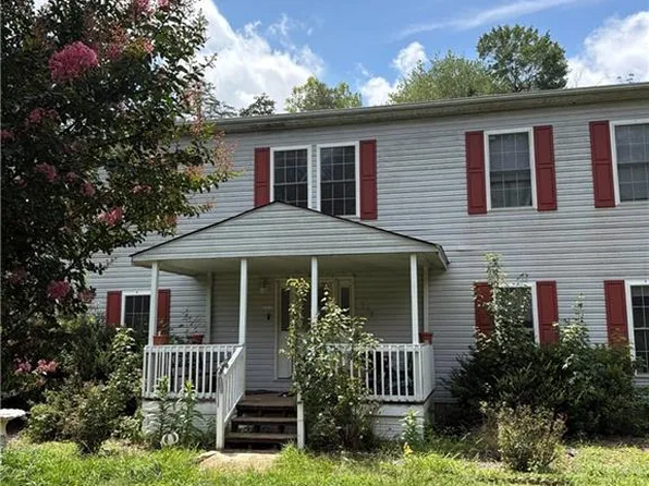 212 Burton Farm Rd, Browns Summit, NC 27214