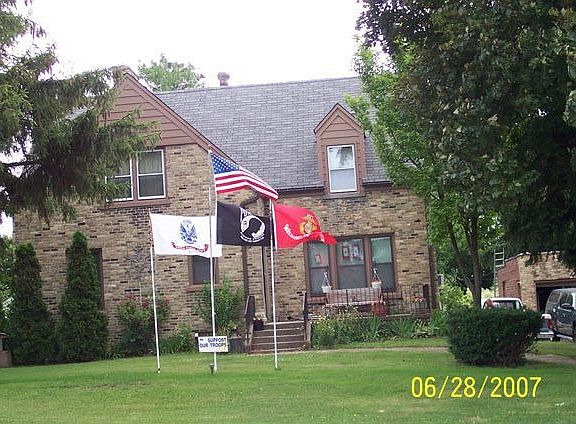 Front Yard Garage on Right