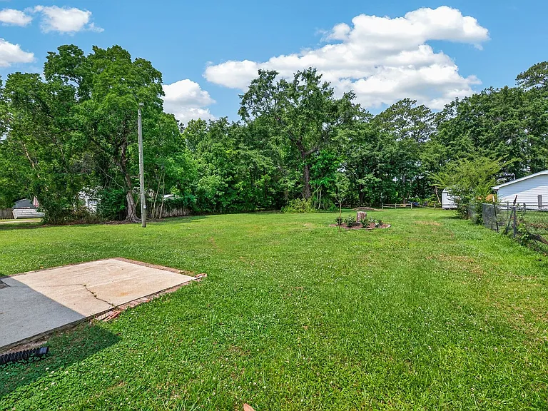 2527 Country Club Rd — Photo 24