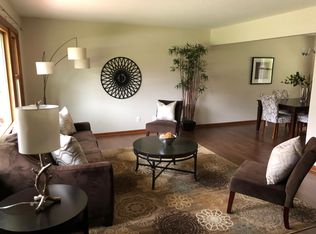 8325 N 49th St, Brown Deer, WI