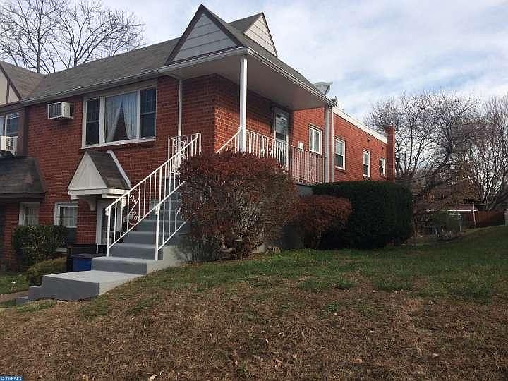 1st image of 8213 Rockwell Ave
