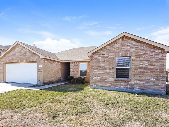 3rd image of 533 Hearthstone Dr