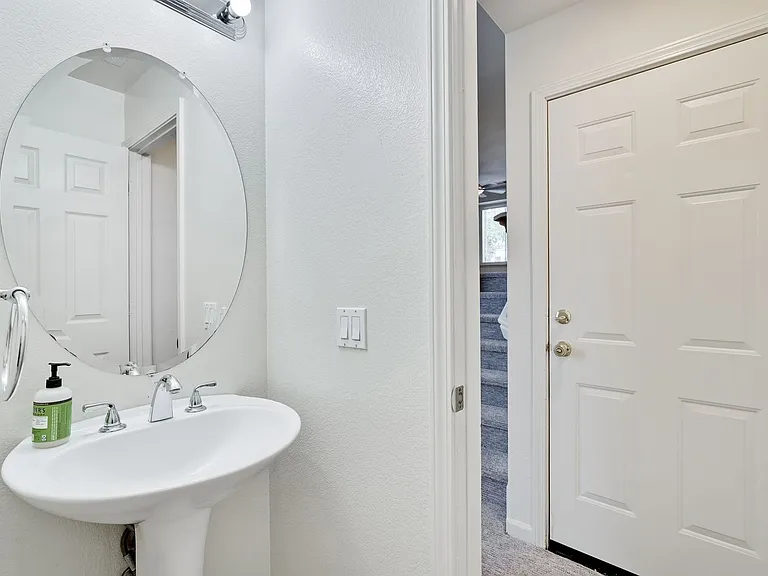 3013 Goodacre Ct — Photo 15