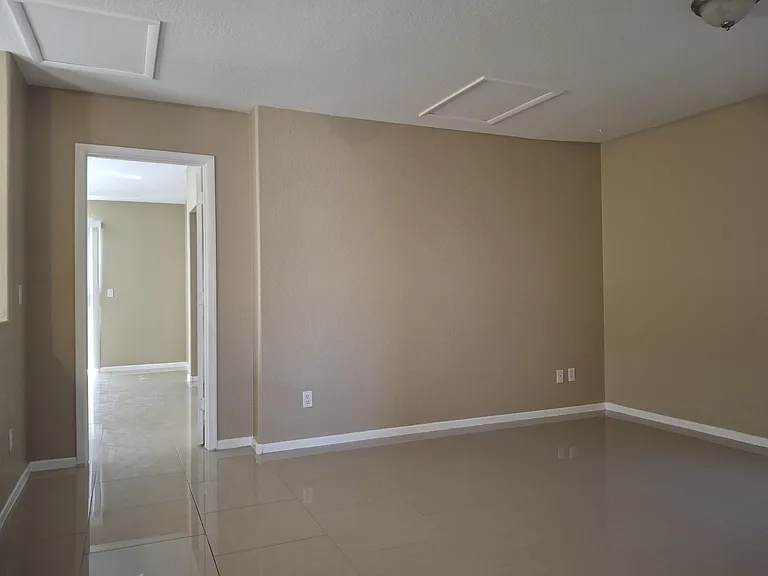 9849 Fast Elk St — Photo 7