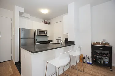 Rented by Space Marketing Shop