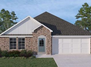28413 Evangeline Ln, Albany, LA 70711