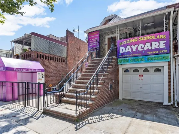726 Manor Ct, Brooklyn, NY 11235