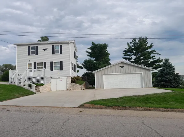 109 Reservoir St, Potosi, WI 53820