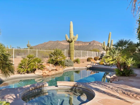 9360 E NORA Street, Mesa, AZ 85207