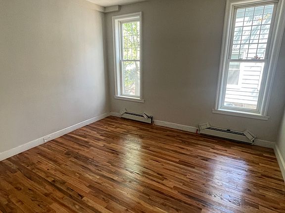 5th image of 271 Elm St #1