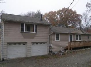 1009 Mount Benevolence Rd, Newton, NJ 07860