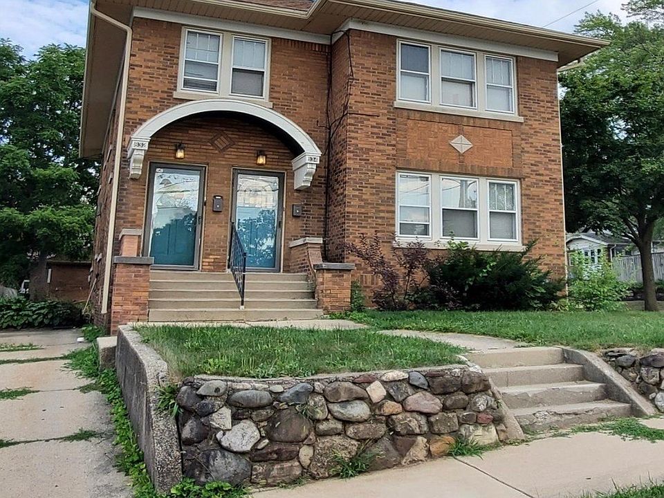1st image of 832 19th St #1