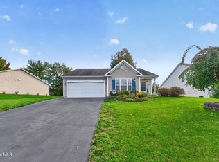 8 Slatestone Dr, Scotia, NY 12302