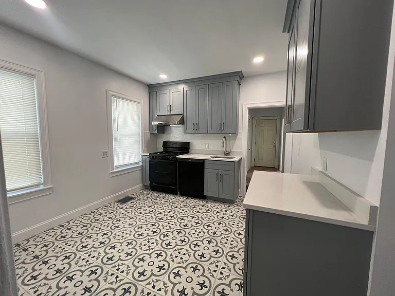 133 Galen St #1 — Photo 4