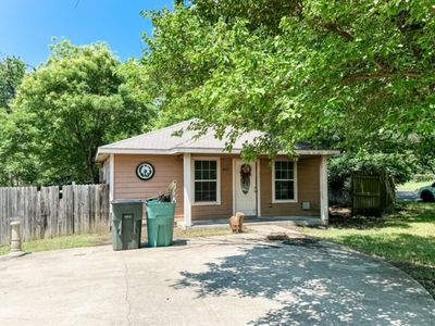 124 N Colbert Ave, Sherman, TX, 75090