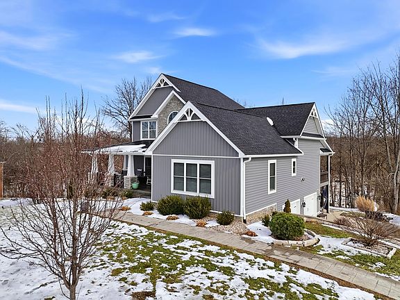 4th image of 1224 Stoneridge Rd