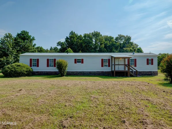 127 Washington Creek Drive, Willard, NC 28478