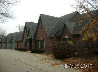 323 S Main St, Tipton, IN 46072