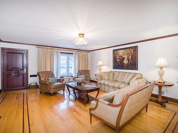 4th image of 85-67 188th St