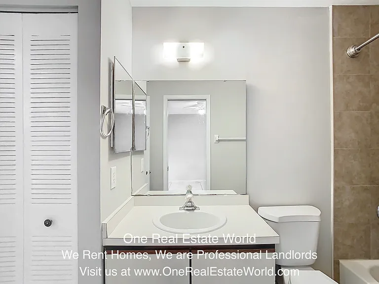 12929 Ohio Woods Ln — Photo 27
