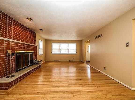 4th image of 3204 Harvard Pl