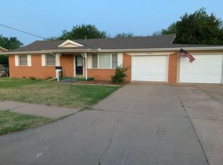 2005 N Bluebird Ln, Altus, OK 73521