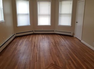 672 Fairmount St #1, Woonsocket, RI 02895