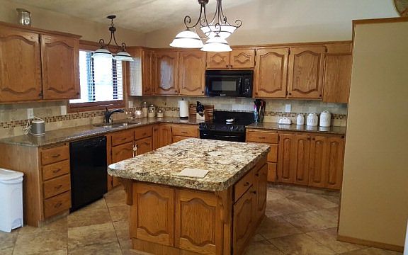 3rd image of 267 Springwood Ln