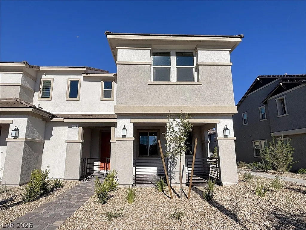 3 bed, 2.5 bath, 1927 sqft, $2,950 — Photo 2